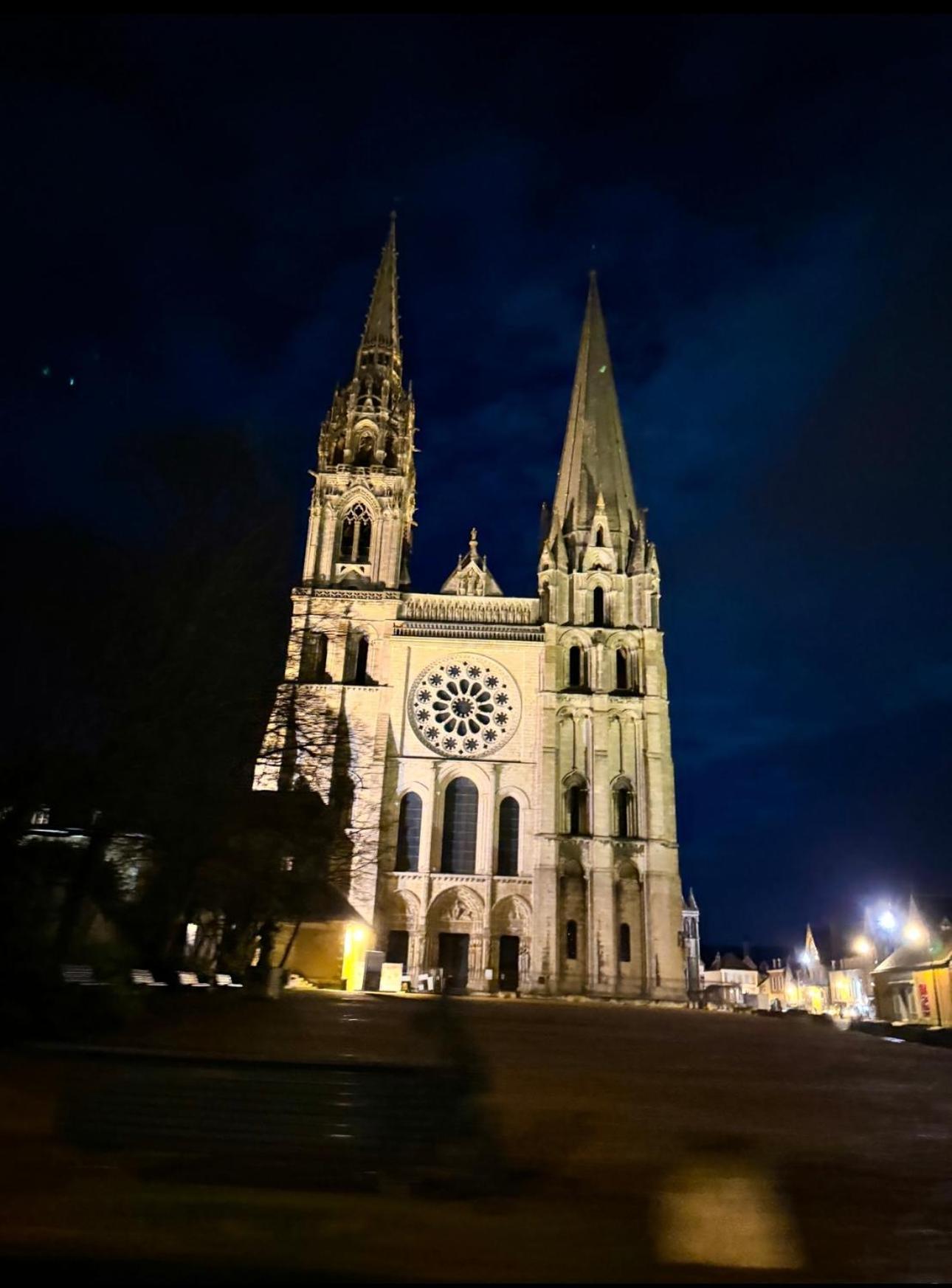 Le Cocon Urbain Central Chartres Ngoại thất bức ảnh
